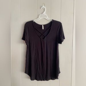 Women’s Crisscross Short Sleeve Tee